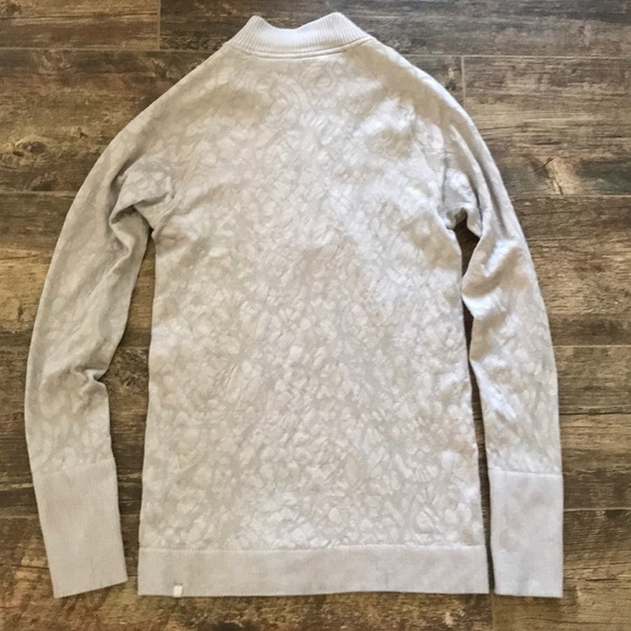 Lululemon Rest Less 1/2 Zip Size 10 - Picture 4 of 8